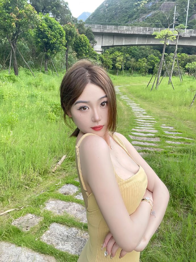 王国 封面